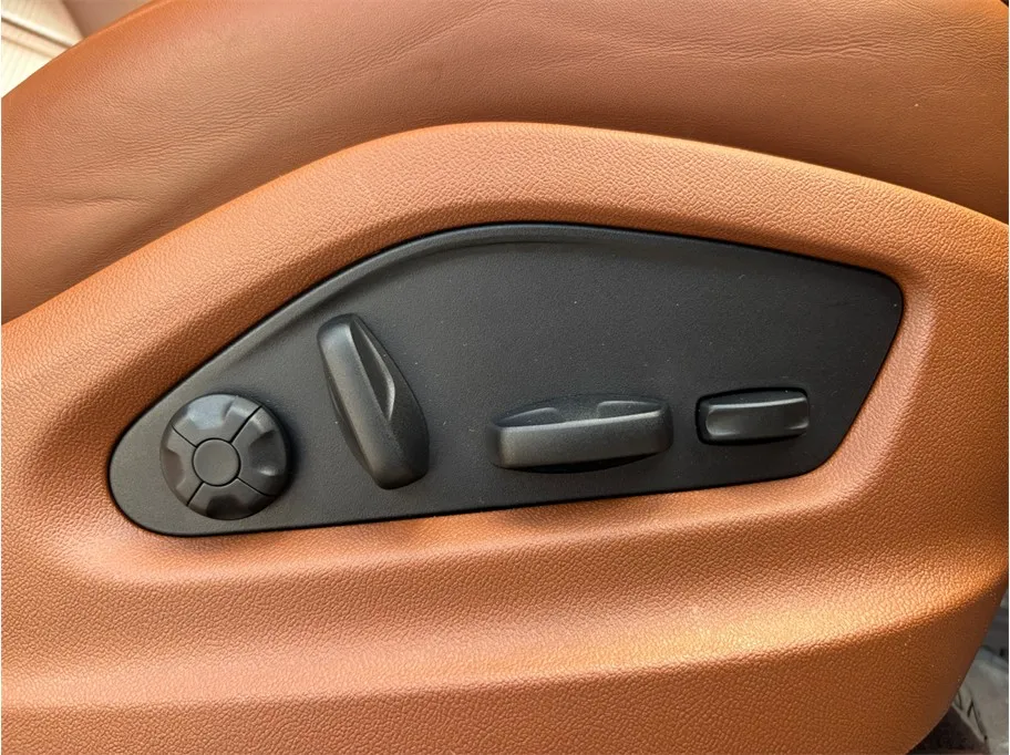 Porsche Cayenne photo 50