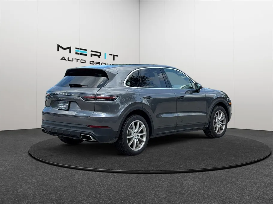 Porsche Cayenne photo 9