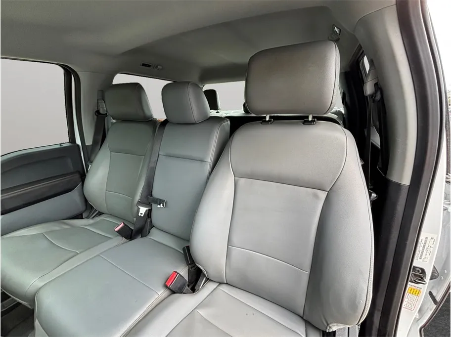 Ford F-150 photo 16