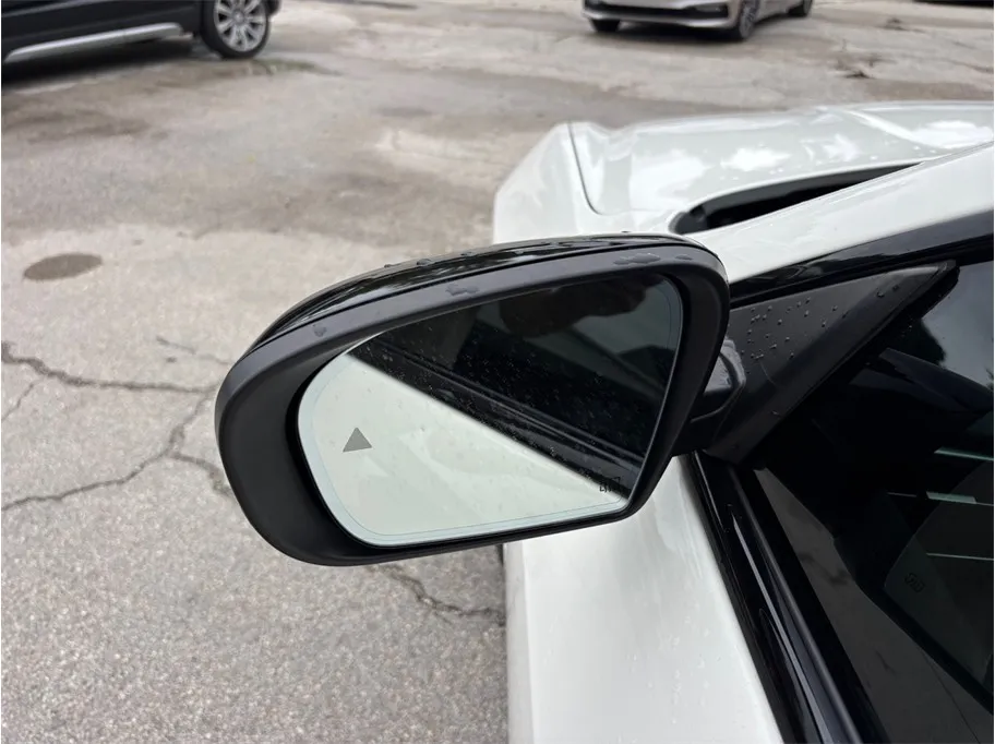 Maserati Ghibli photo 15