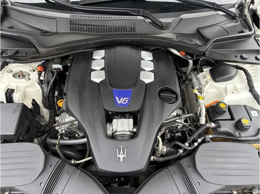 Maserati Ghibli photo 43
