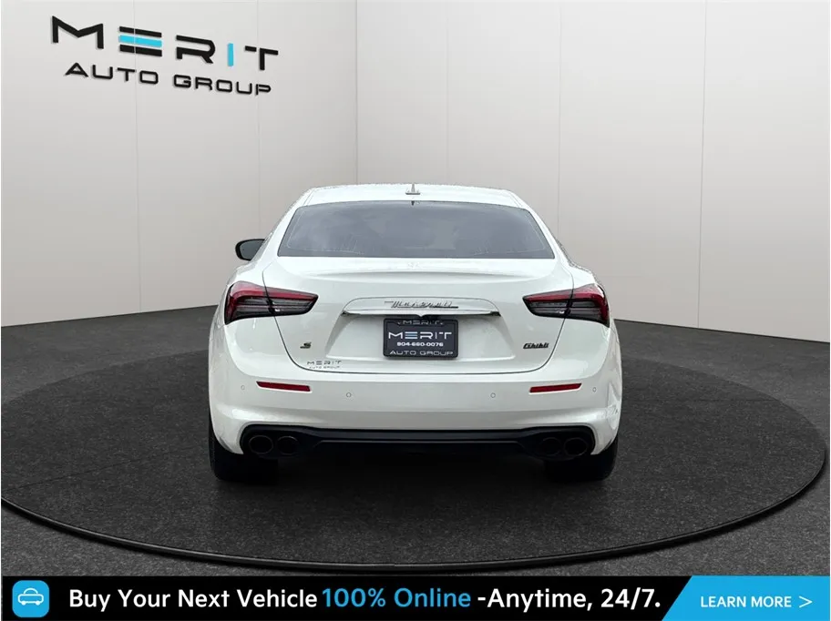 Maserati Ghibli photo 8