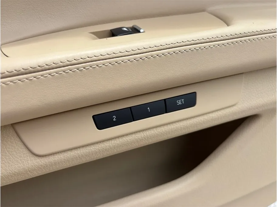 BMW 7 Series photo 48