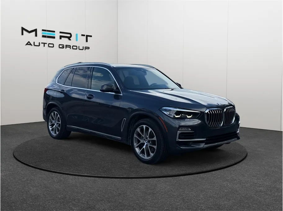 Gray 2021 BMW X5 sDrive40i Sport Utility 4D for sale in Jacksonville, FL