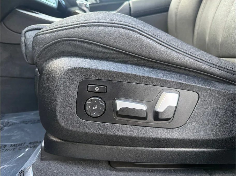 BMW X5 photo 21
