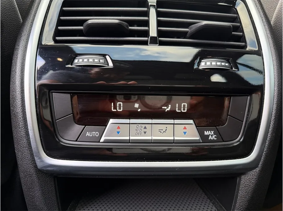 BMW X5 photo 43