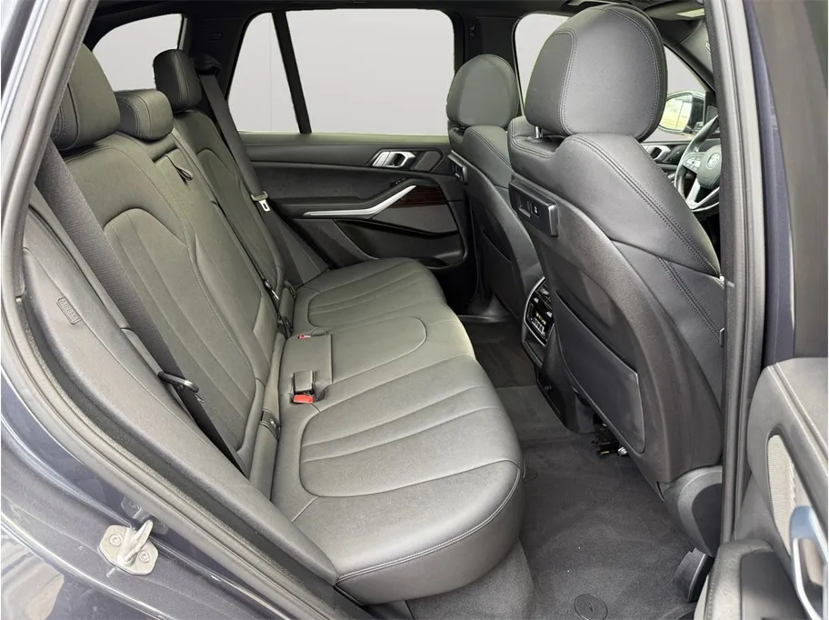 BMW X5 photo 46