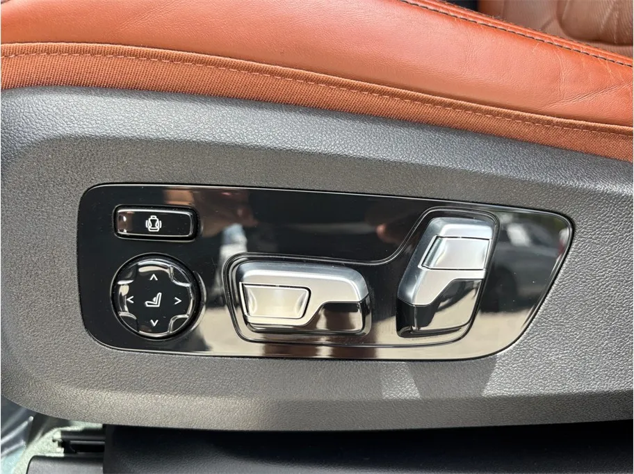 BMW X7 photo 22