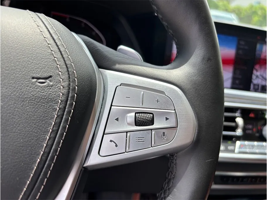 BMW X7 photo 31