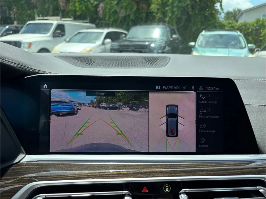 BMW X7 photo 35