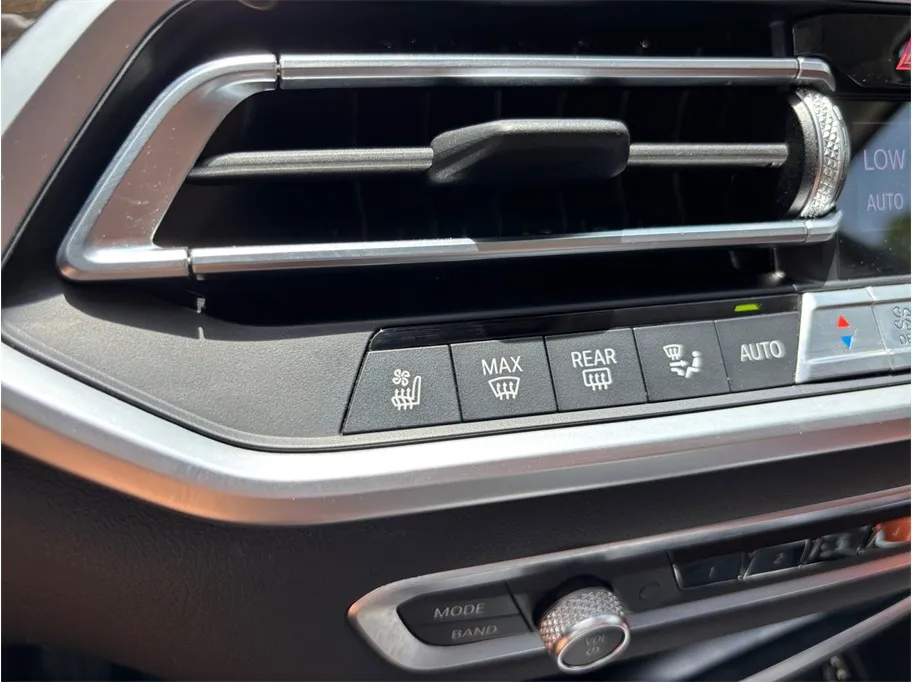BMW X7 photo 37