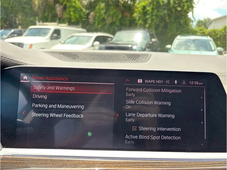BMW X7 photo 38