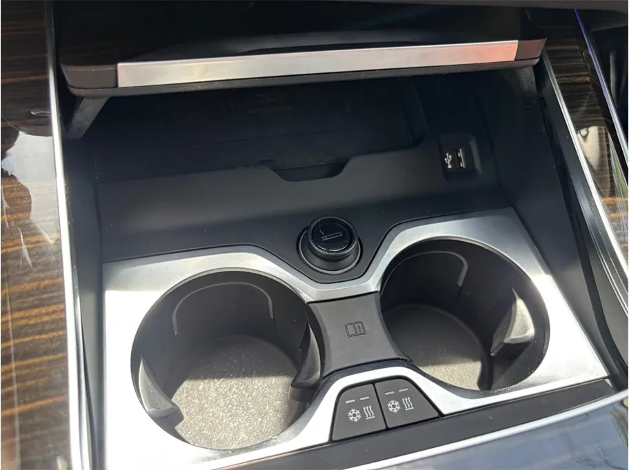 BMW X7 photo 39
