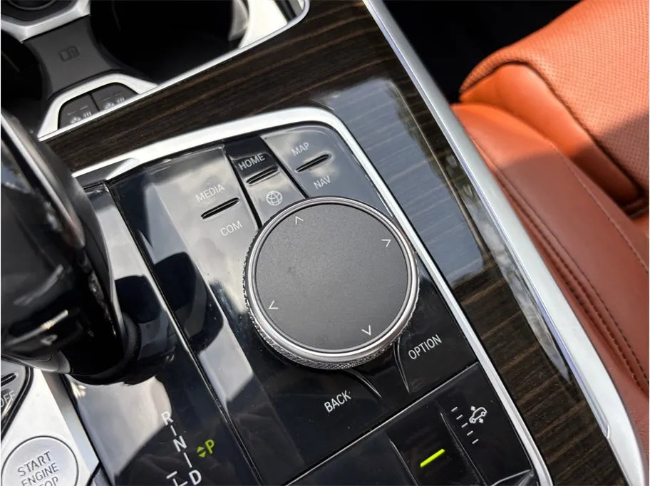 BMW X7 photo 40