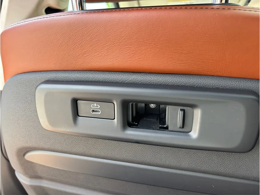 BMW X7 photo 48