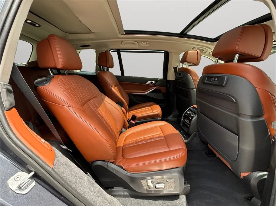 BMW X7 photo 50