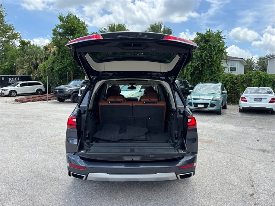 BMW X7 photo 56