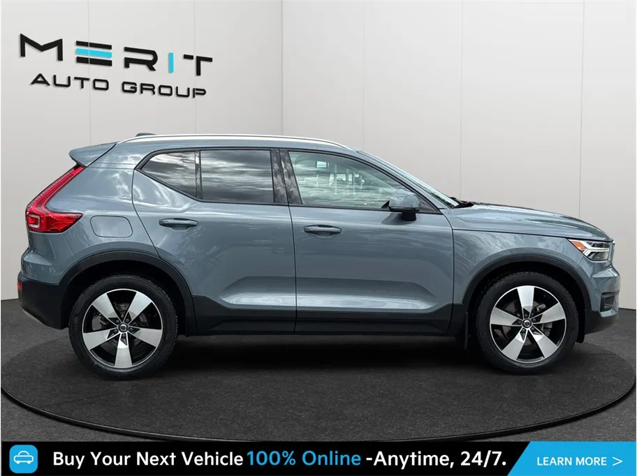 Volvo XC40 photo 10