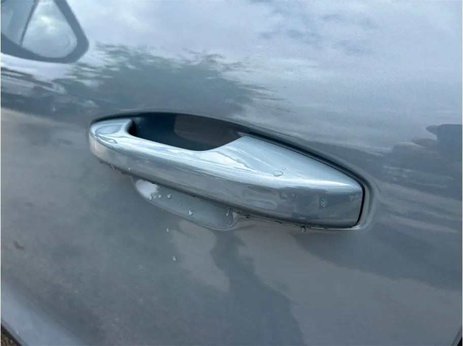 Volvo XC40 photo 17