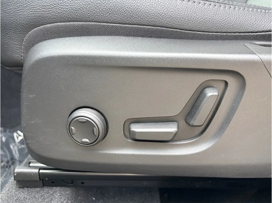 Volvo XC40 photo 20