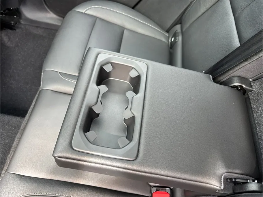 Volvo XC40 photo 41