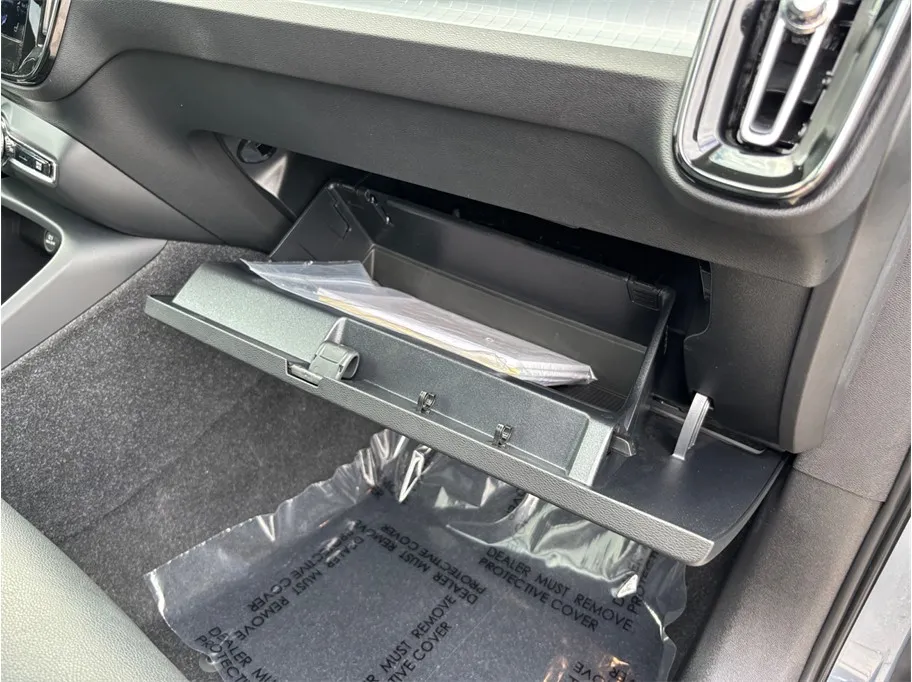 Volvo XC40 photo 46