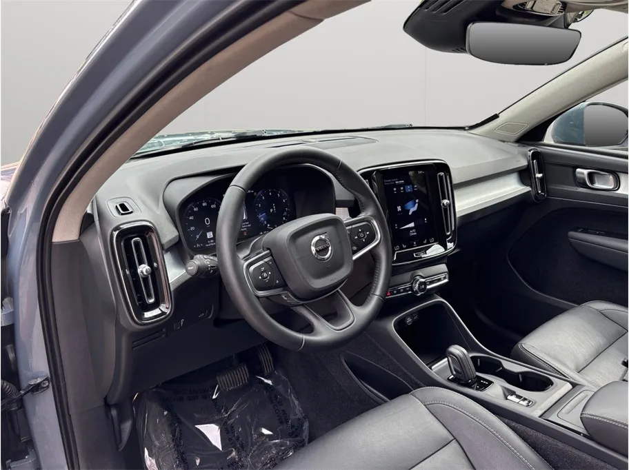 Volvo XC40 photo 6