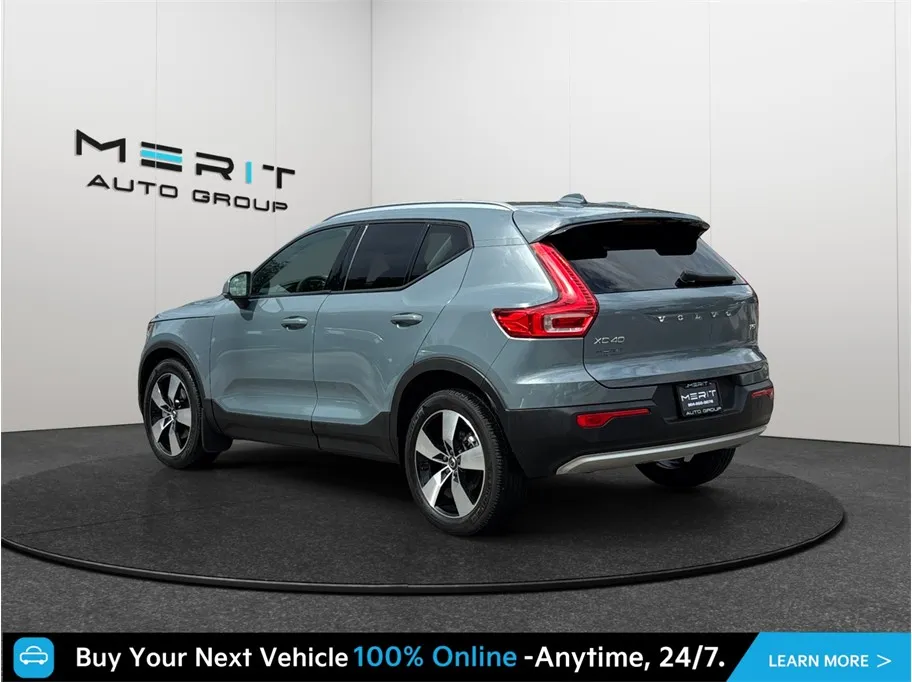 Volvo XC40 photo 7