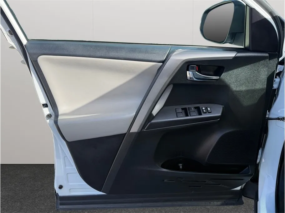 Toyota RAV4 photo 20
