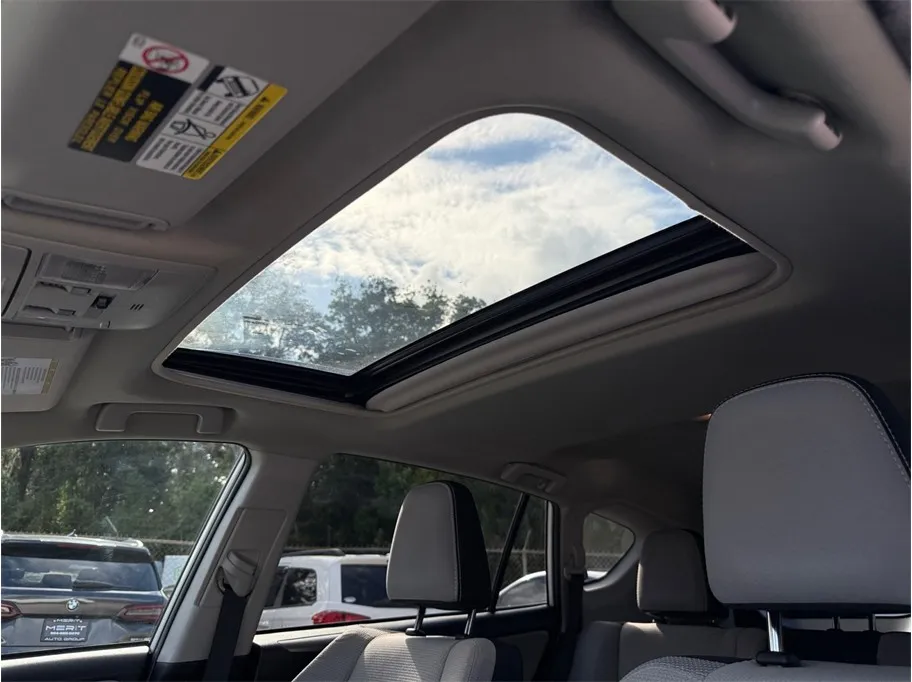 Toyota RAV4 photo 33