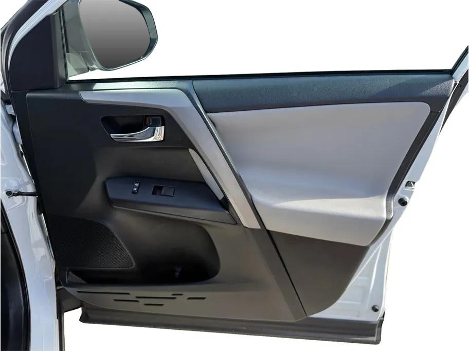 Toyota RAV4 photo 39