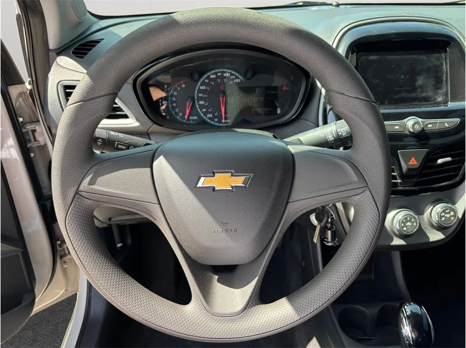 Chevrolet Spark photo 17