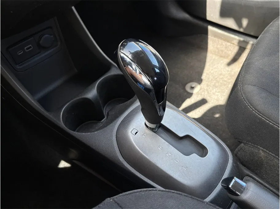 Chevrolet Spark photo 28