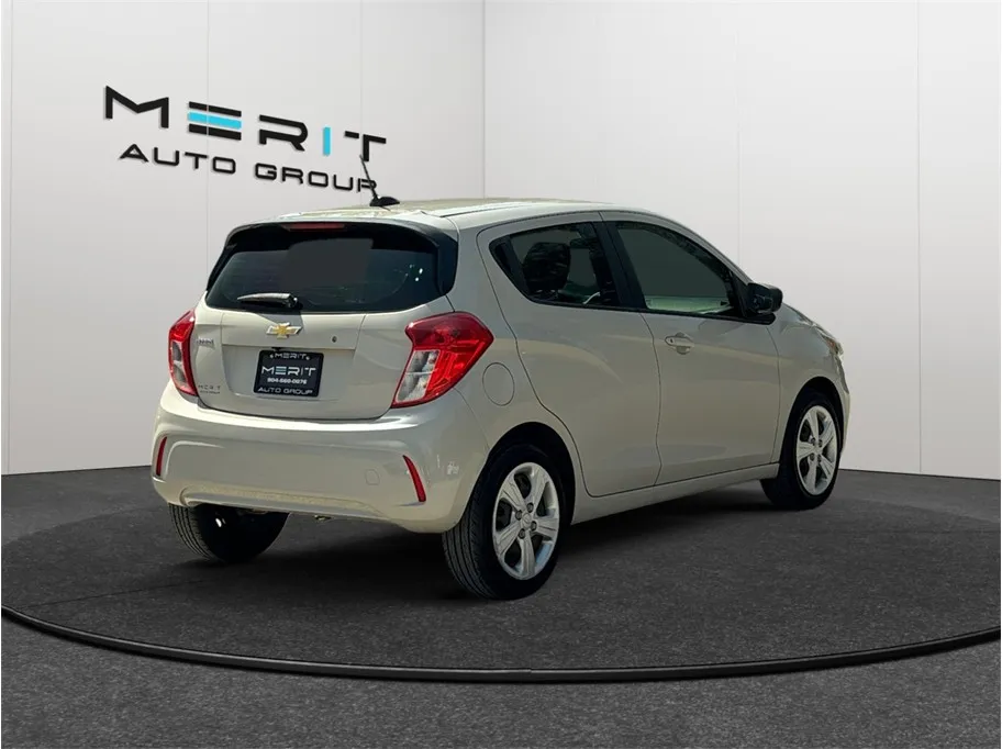 Chevrolet Spark photo 9