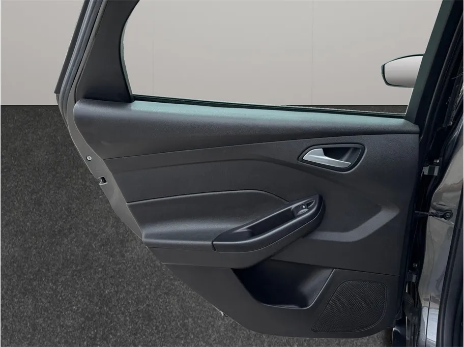 Ford Focus photo 26