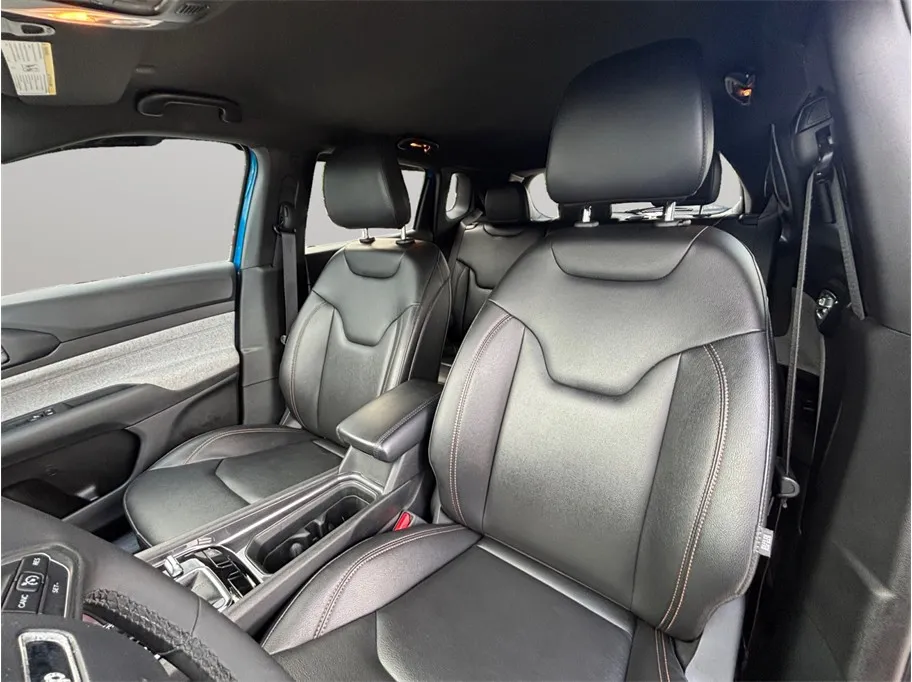Jeep Compass photo 18