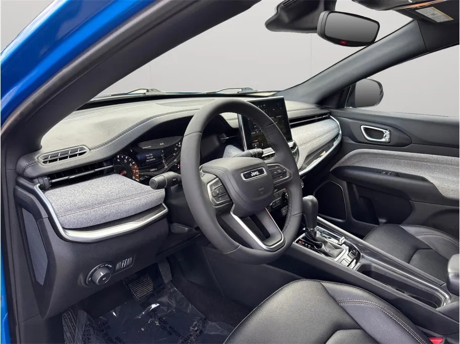 Jeep Compass photo 6