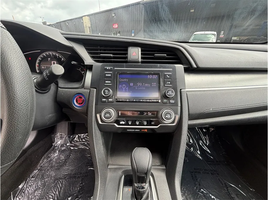 Honda Civic photo 11