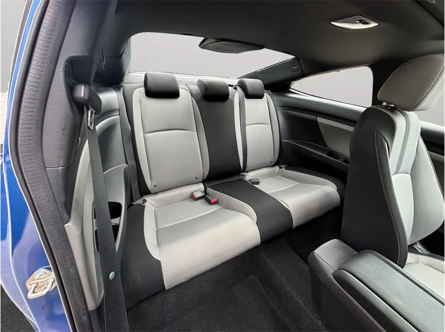 Honda Civic photo 28