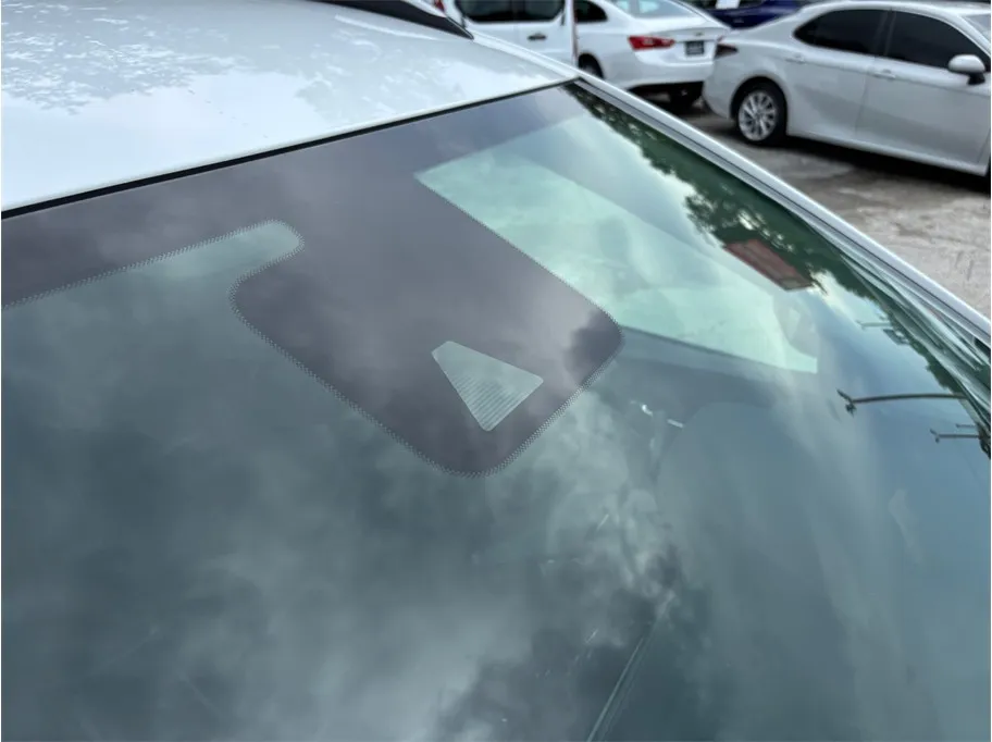 Chevrolet Bolt EUV photo 12