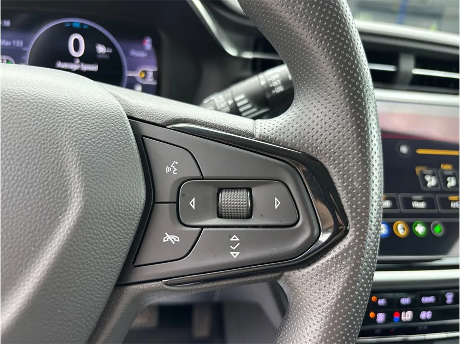 Chevrolet Bolt EUV photo 22