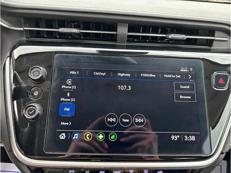 Chevrolet Bolt EUV photo 24