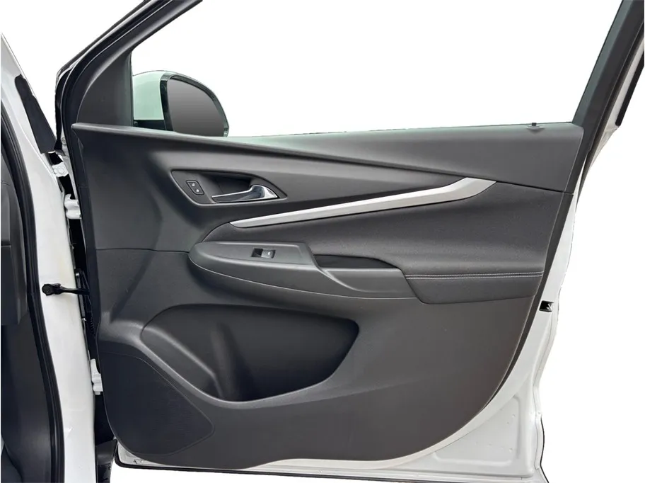 Chevrolet Bolt EUV photo 37