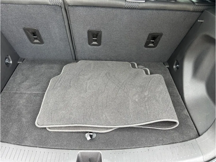 Chevrolet Bolt EUV photo 41