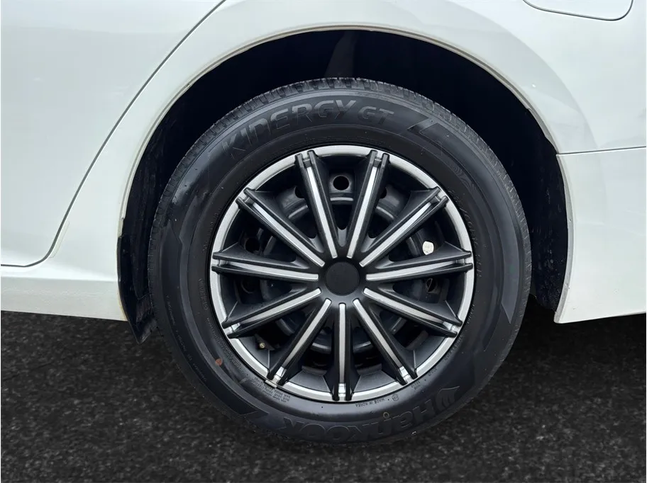 Nissan Altima photo 14