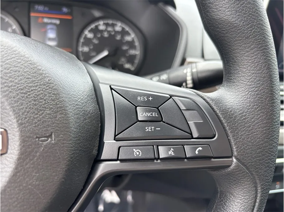 Nissan Altima photo 23