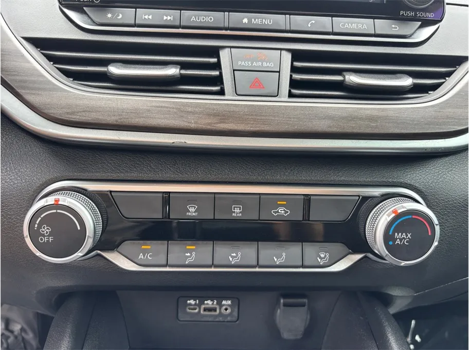 Nissan Altima photo 27