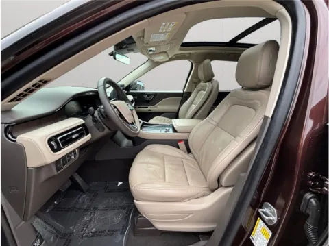 Photos of 2020 Lincoln Aviator Reserve Sport Utility 4D for sale in Jacksonville, FL at Merit Auto Group Lem Turner