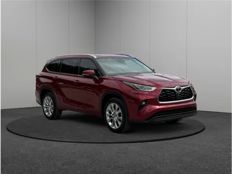 Red 2020 Toyota Highlander Limited Sport Utility 4D for sale in Jacksonville, FL