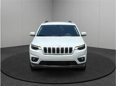 Another view of 2019 Jeep Cherokee Latitude Sport Utility 4D for sale in Jacksonville, FL at Merit Auto Group Lem Turner